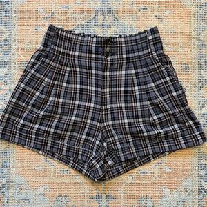 American Eagle Pink Gray White Black High Waist Shorts Size 4 3in Inseam Plaid